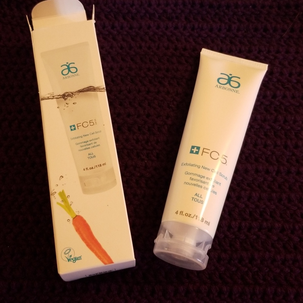 DISCONTINUED Arbonne FC Exfoliating Cell Scrub